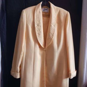 Women's two piece suit